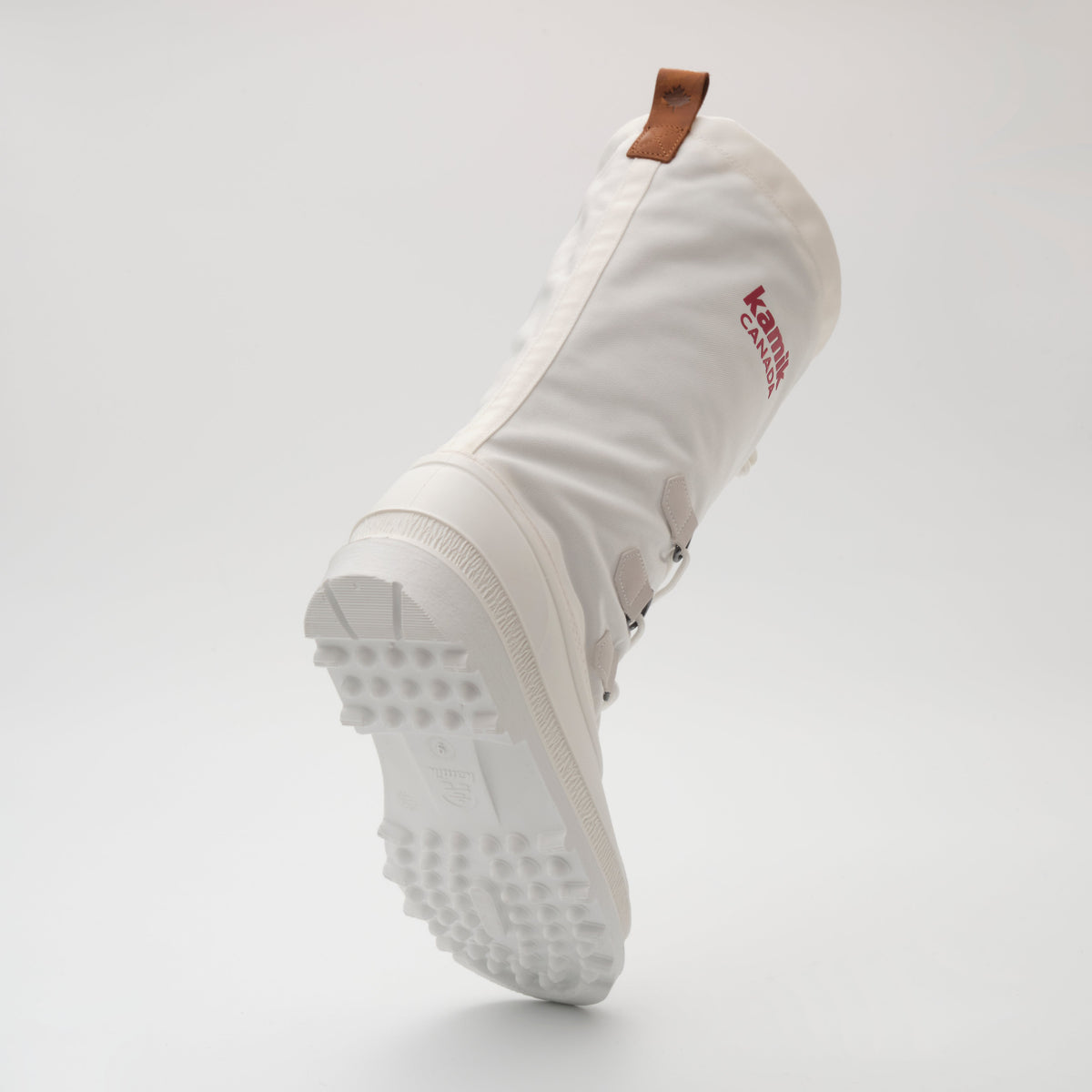 White : Canuck Women's Winter Boots - Outsole View