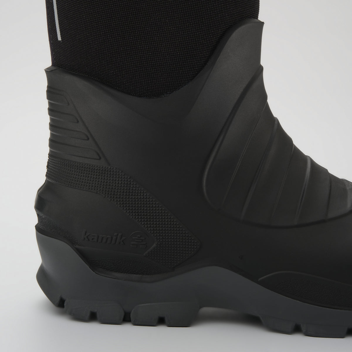 Black : Field Day Pro Men's Work Boots - Close-up SideView