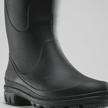 Black : Miranda Women's Rain Boots - Three-Quarter View Close-up
