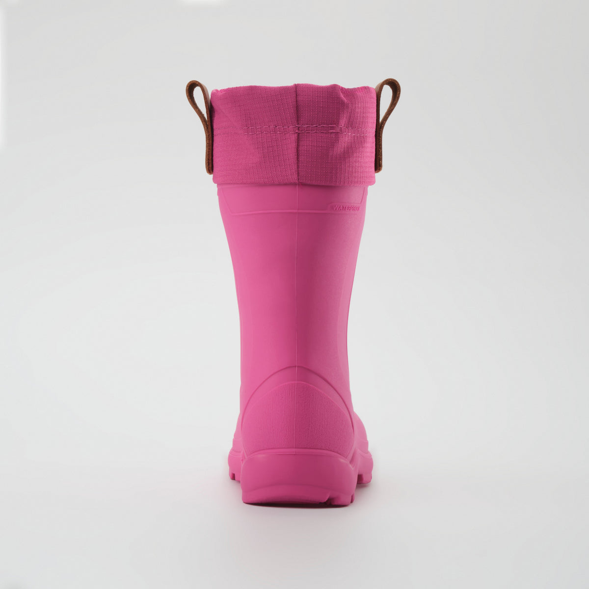 Magenta : Tundra Jr Kids Winter Boots - Back View