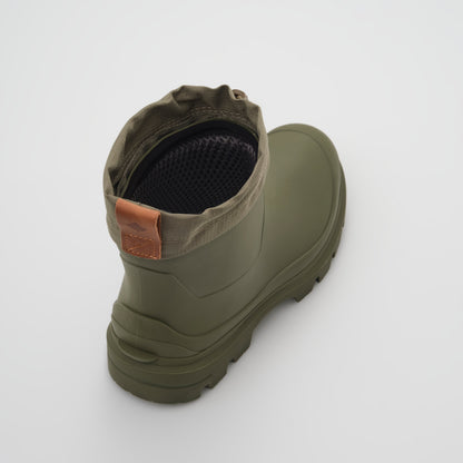 Moss Green : Tundra Mid Men's Winter Boots - Three-Quarter Back View