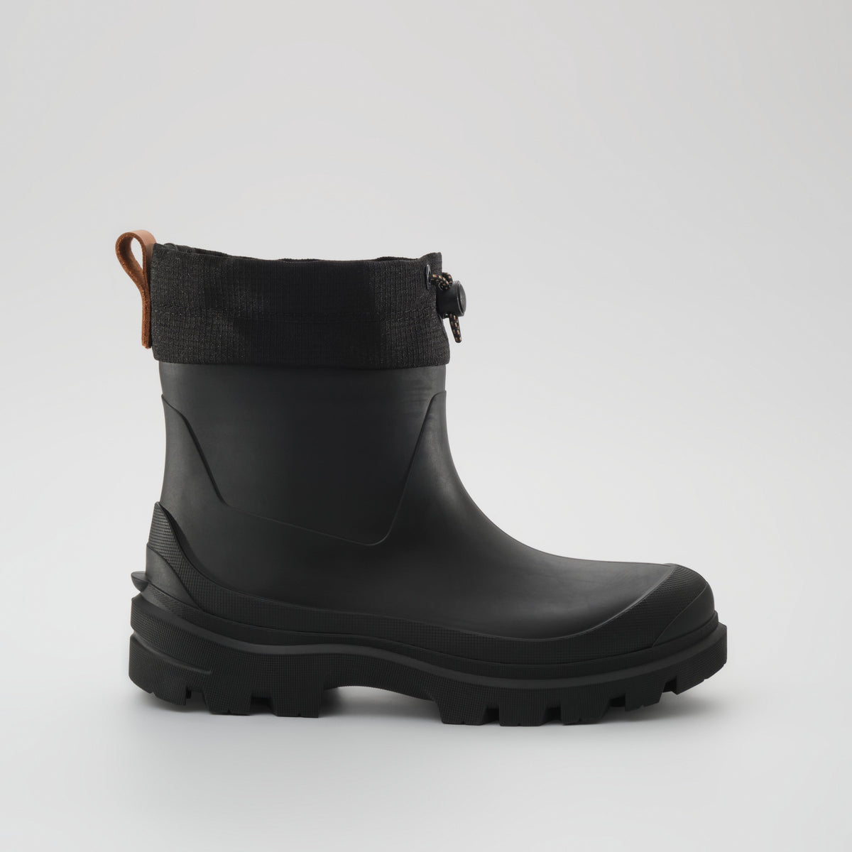 Black : Tundra Mid Women's Winter Boots - Side View